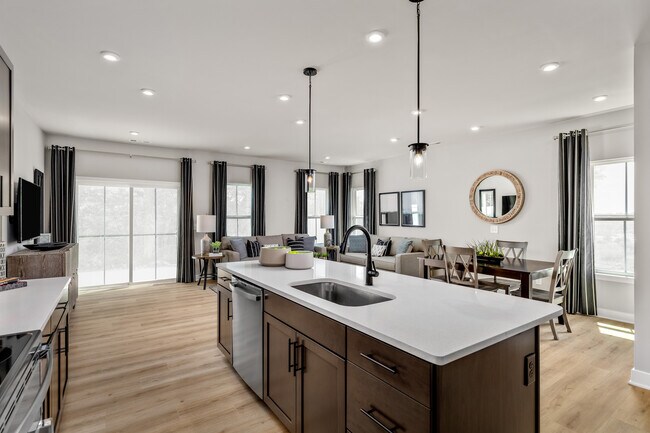 2502 Baydon Ln, Downingtown, PA 19335 - photo 5