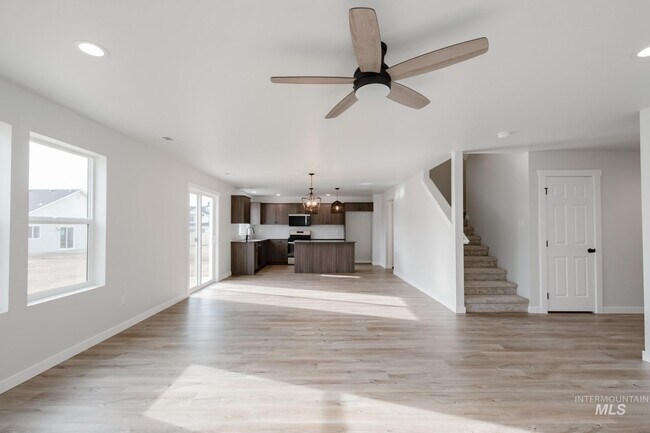 9095 W Violet St, Nampa, ID 83687 - photo 6