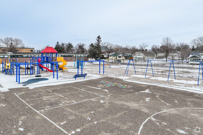 Maxfield Elementary school’s minority student enrollment is 88%.