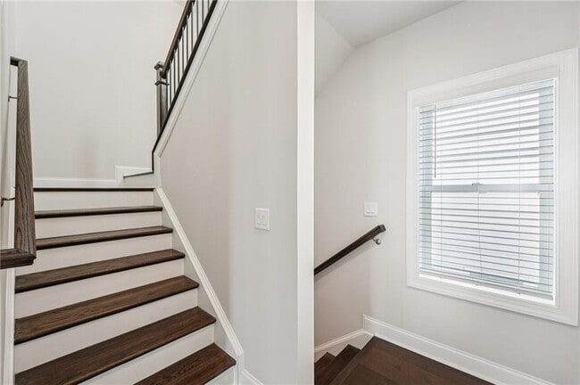 631 Skytop Dr, Cumming, GA 30040 - photo 6