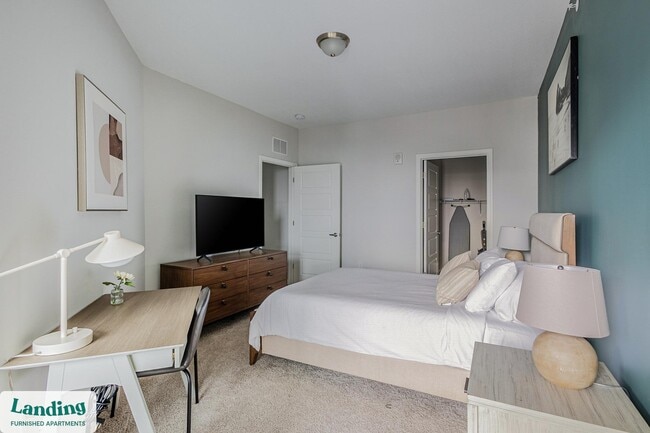 1431 Dixie Hwy unit 1-1220, Covington, KY 41011 - photo 2