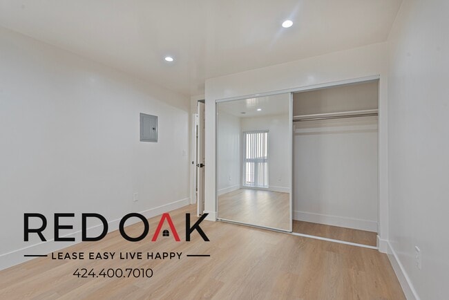 17830 Sherman Way unit 248, Reseda, CA 91335 - photo 3