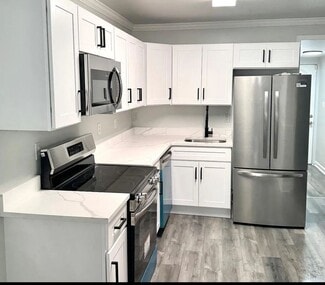 222 S Carey St, Baltimore, MD 21223