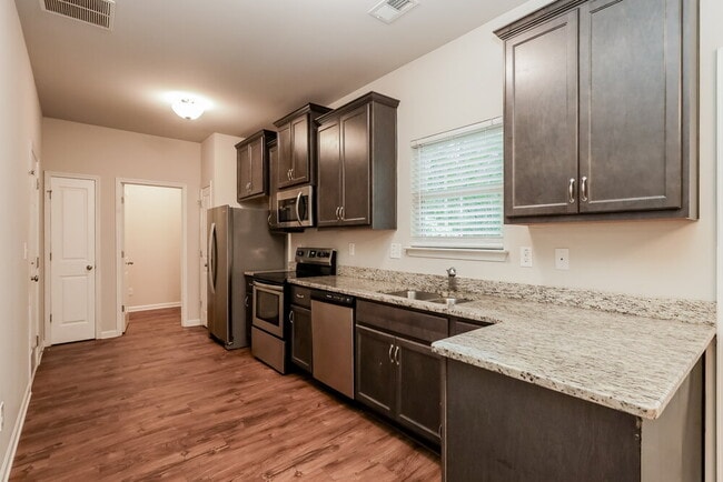 624 Benjamin Ct, Mc Donough, GA 30252 - photo 7