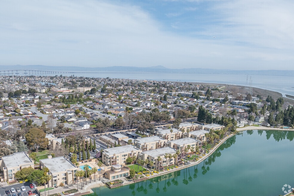 NH_MarinaPoint_565859_P1_AL_032625