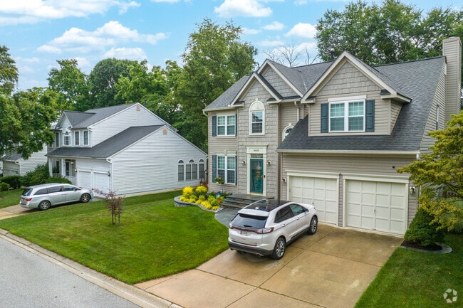 Kings Contrivance range from big to small houses.