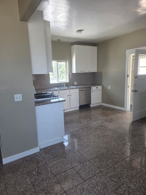 400 Wilde Ave Unit 400 Wilde, San Francisco, CA 94134