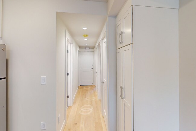 208 Banks St unit 20-5, Cambridge, MA 02138 - photo 7