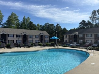 2580 Cumberland Creek Dr, Fayetteville, NC 28306