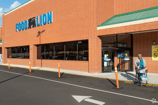 Food Lion is among one of the stores available on Sand Hill Road in Grays Creek.