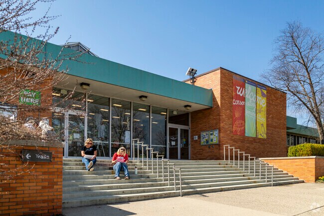 Ann Arbor is home to a free-span conservatory known as the Matthaei Botanical Gardens.