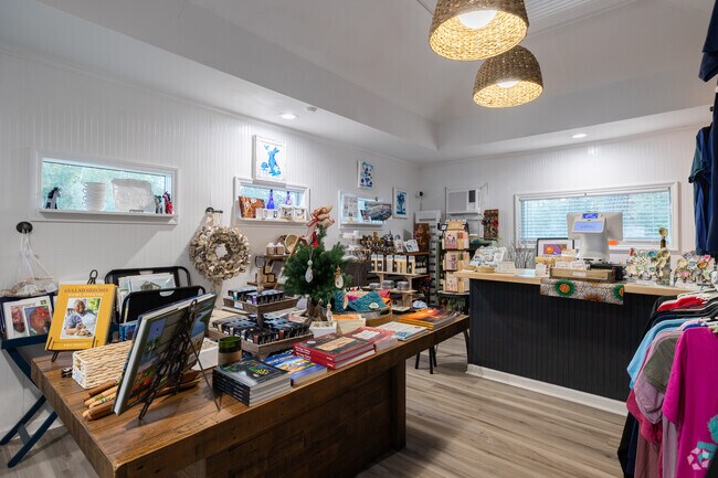 Shop for Gullah made artesian gifts at Binya in Hilton Head.