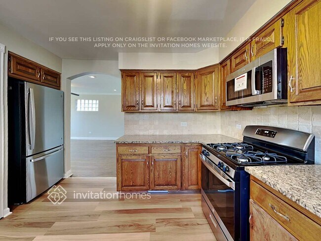 2652 Maple St, Franklin Park, IL 60131 - photo 7