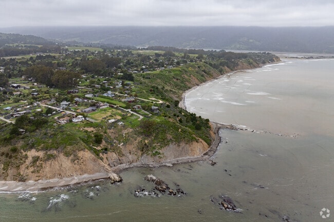 The Bolinas neighborhood stretches from the Pacific Ocean to Stinson Beach and separated by the Bolinas Lagoon.