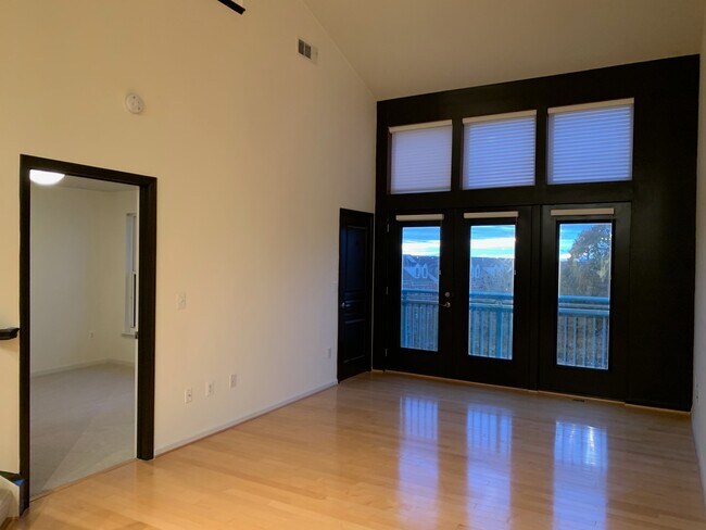 The Market Street Condos unit 449, Reston, VA 20190 - photo 5