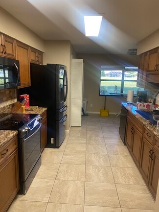 2817 Wingfoot Ct, Winter Haven, FL 33884