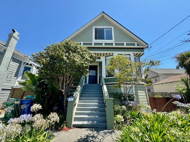 1910 Union St unit A, Alameda, CA 94501 - photo 4