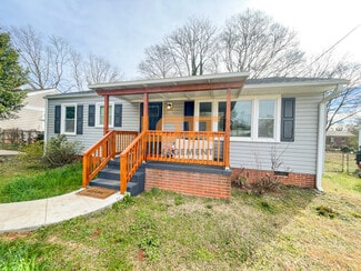 121 Carter St, Greenville, SC 29607