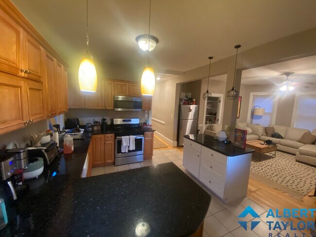 13 Sachem St unit 2, Roxbury Crossing, MA 02120 - photo 2
