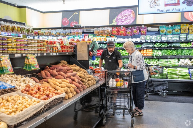 Diablo Foods in Downtown Lafayette is a family-owned grocer with locally sourced food for you.