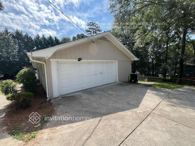 2907 Barcelona Way, Conyers, GA 30012 - photo 2