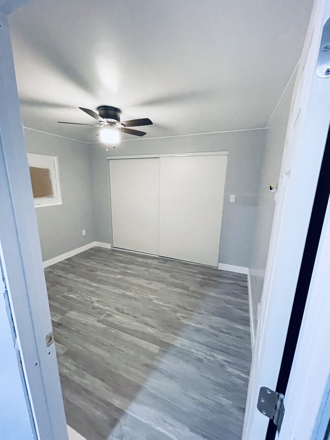 10252 Vena Ave, Arleta, CA 91331