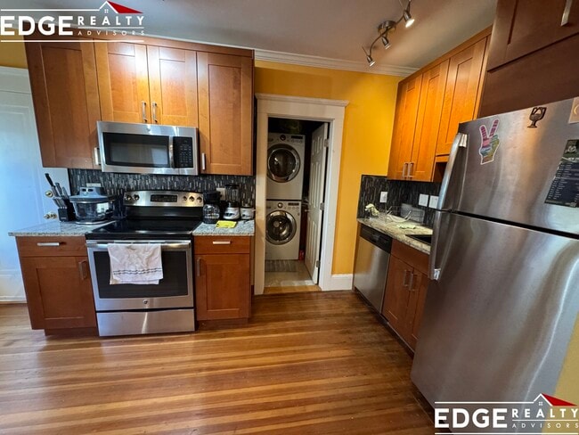 136 Summer St, Watertown, MA 02472 - photo 4