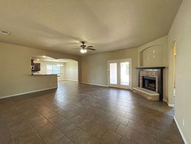 601 W Little Dipper, Killeen, TX 76542 - photo 3