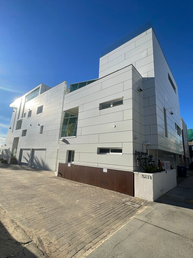 5111 Ocean Front Walk unit 4, Marina Del Rey, CA 90292 - photo 3