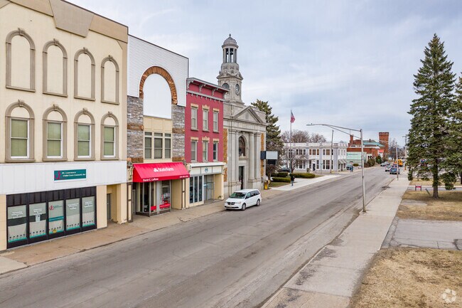The Seaway Festival takes place for 2 weeks every July, and Ford Street is where the magic happens.