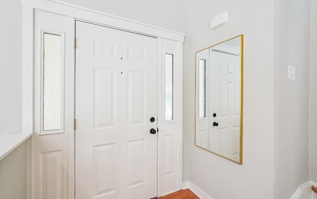 276 W Meadowland Ln, Sterling, VA 20164 - photo 3