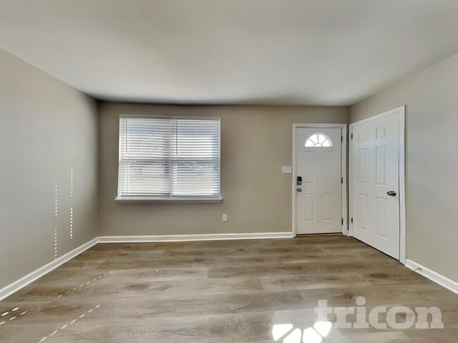 213 Walnut Crest Dr, Gallatin, TN 37066 - photo 3