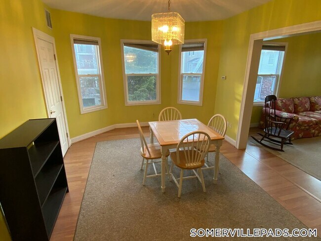 27R Albion St unit 2, Somerville, MA 02143 - photo 7