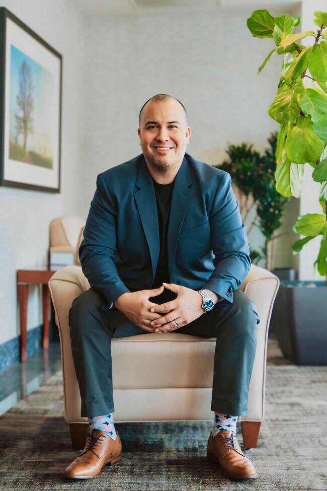 Christopher Cruz