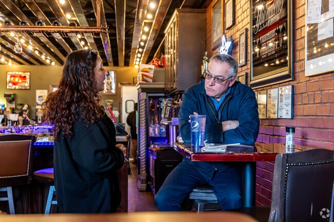 B-52s American Bar & Grill is a favorite among locals.