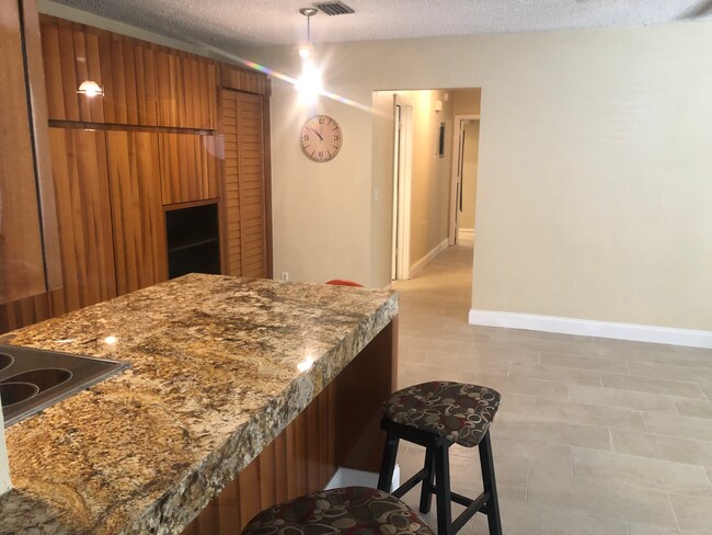 3013 Albatross Rd unit 2, Delray Beach, FL 33444 - photo 5