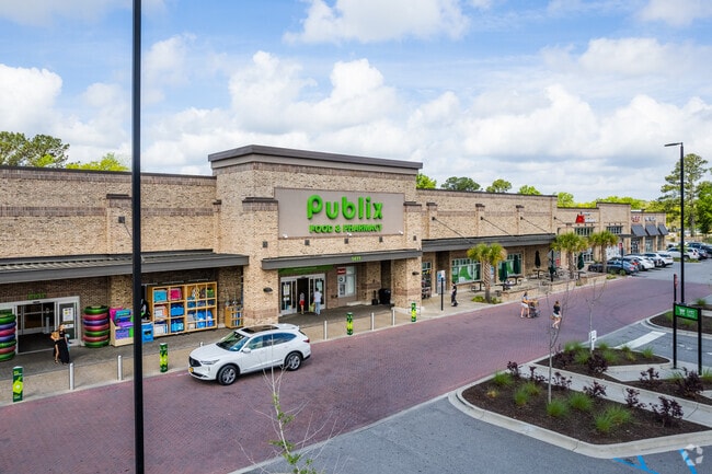 Publix is a great grocery store in Riverland Market on James Island.