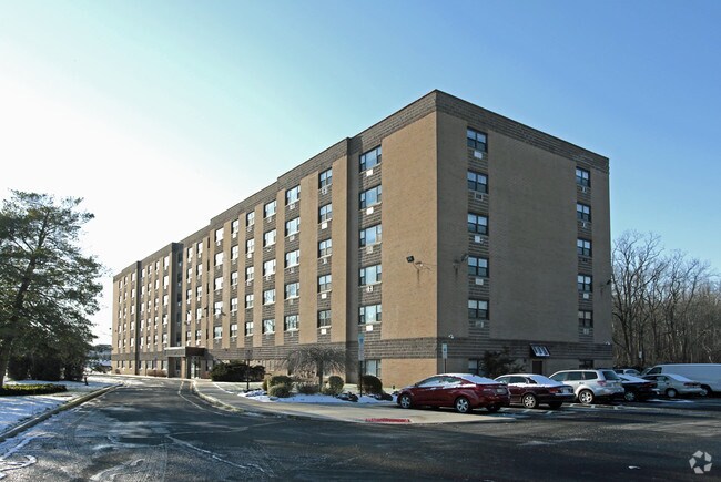 Oceanport Gardens, Oceanport, NJ 07757 - photo 2