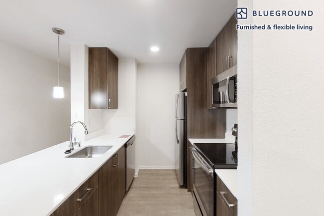 333 1st St unit FL3-ID6059A, Seal Beach, CA 90740 - photo 6