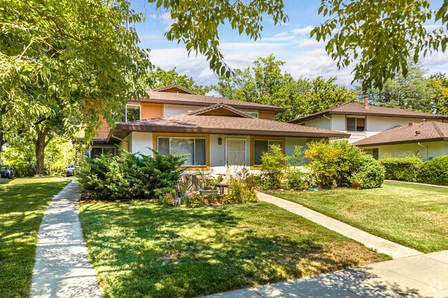 North Davis includes Covell Farms where homes are medium-sized.