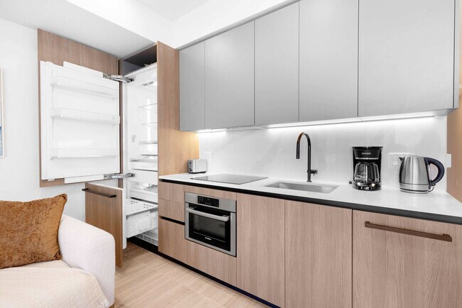 7144 Byron Ave unit ID1341334P, Miami Beach, FL 33141 - photo 7