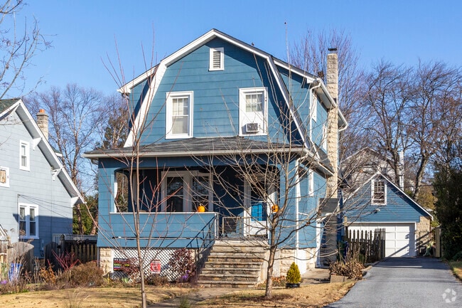 Classic barn-like Dutch Colonials are a popular home style in Beverly Hills.