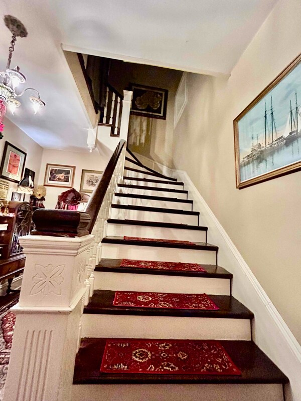 425 S Washington St, Dillon, MT 59725 - photo 2