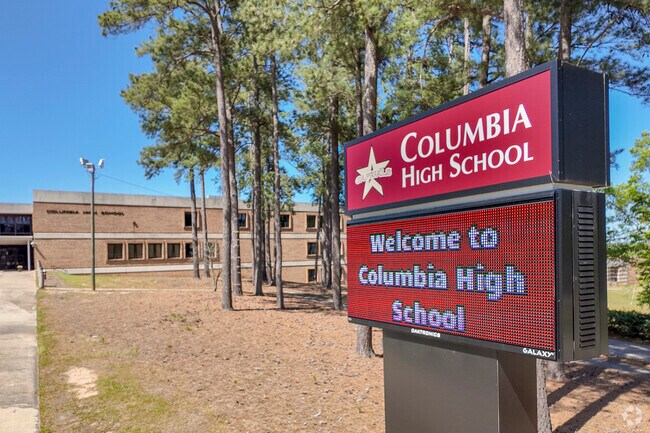 Columbia High Schools has a Niche rating of C-.