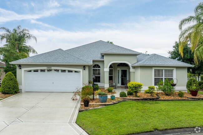 Village of Virginia Trace residents take great pride in the landscaping on their property.