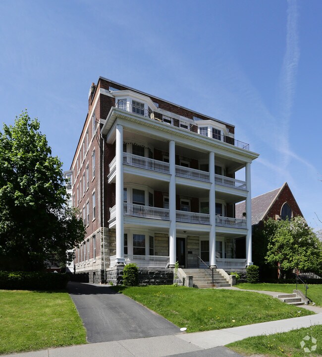 762-764 Madison Ave, Albany, NY 12208