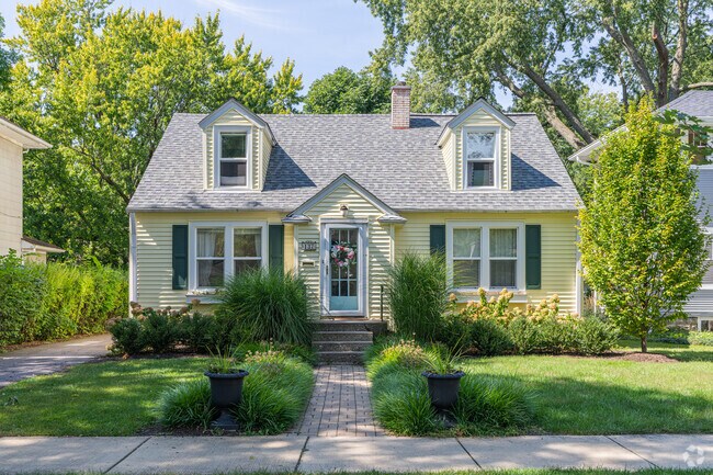 Colorful Cape Cods are a common sight in University Neighbors.