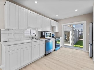 265 California Ave Unit 265, Providence, RI 02905