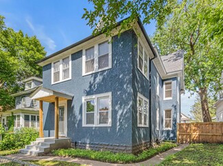 1527 Madison St NE Unit 2, Minneapolis, MN 55413