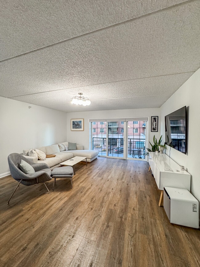 Library Courte Condominiums unit 750 Pearson St 212, Des Plaines, IL 60016 - photo 3